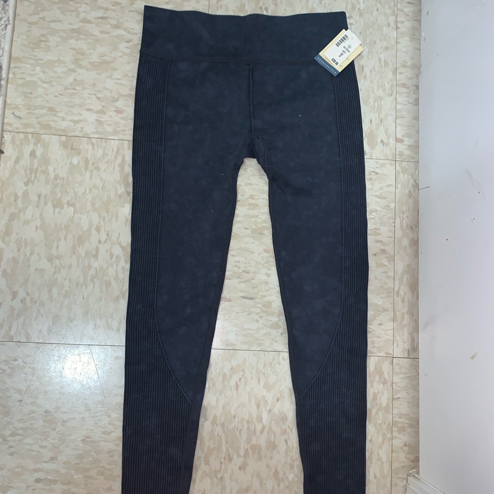 Aeropostale BRAND NEW High Rise Seamless Leggings